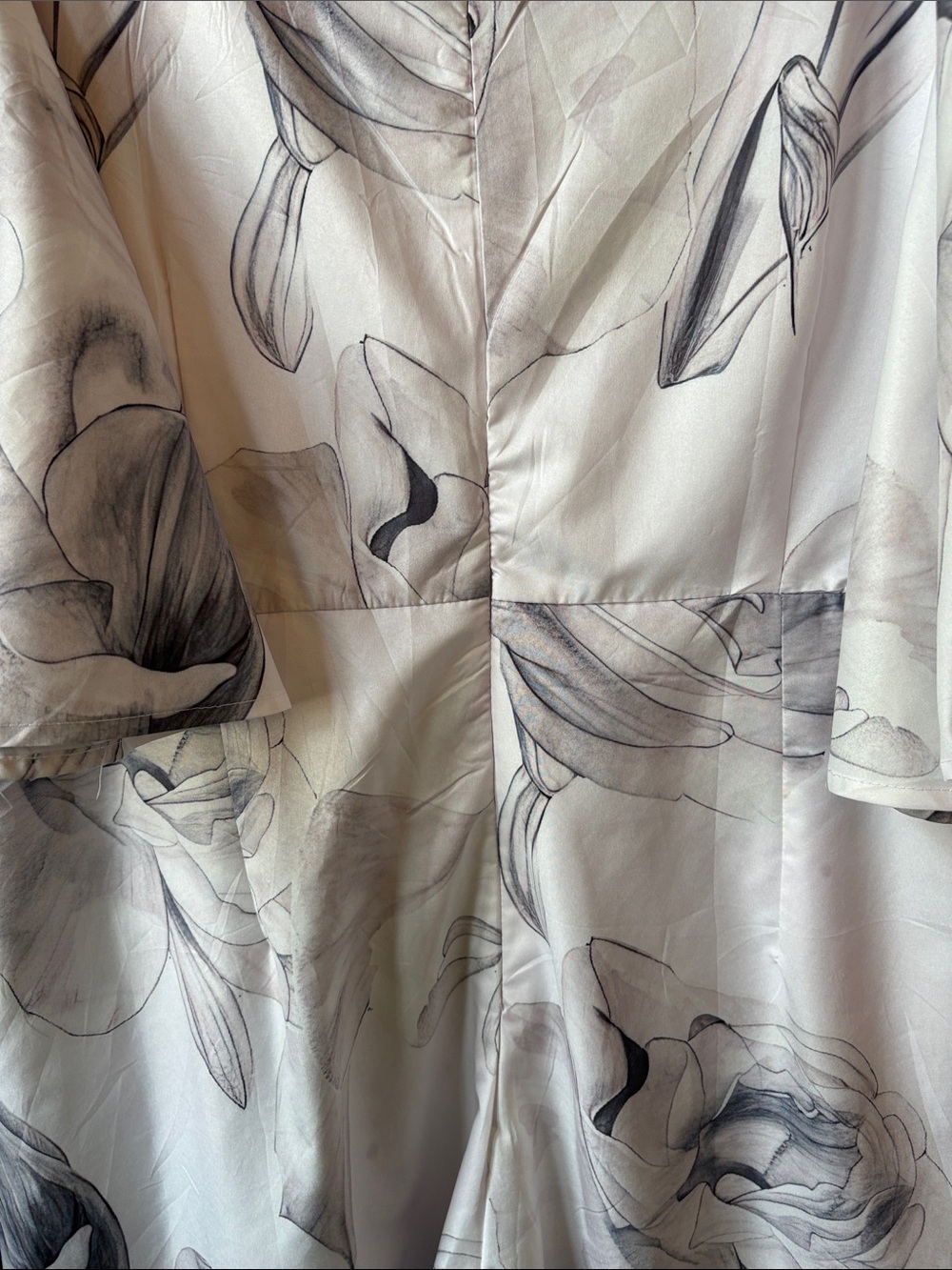 Light Cream Floral V-Neck Wide-Leg Jumpsuit - Picture 8 of 11